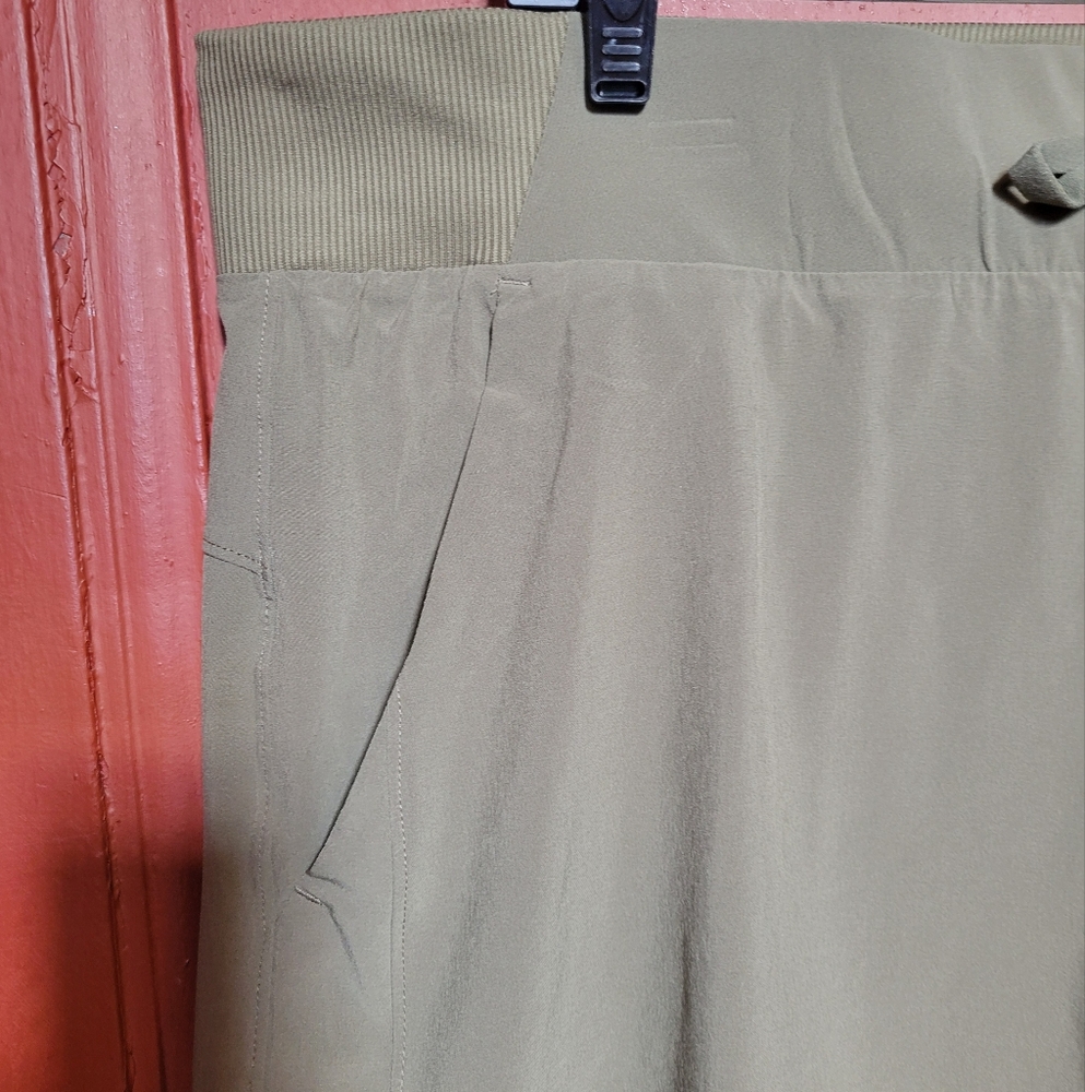 All in Motion Mid-Rise Moss Green Skort with Comfortable Fit Size XXL - Picture 10 of 11